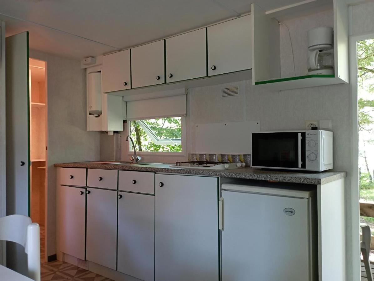Mobil Home Faux-la-Montagne Bagian luar foto